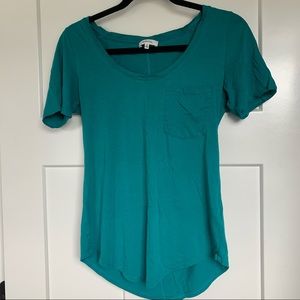 ❗️Aritzia T-Shirt